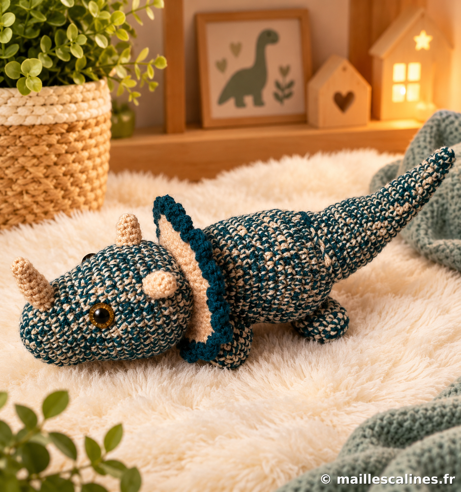 Triceratops vert et beige